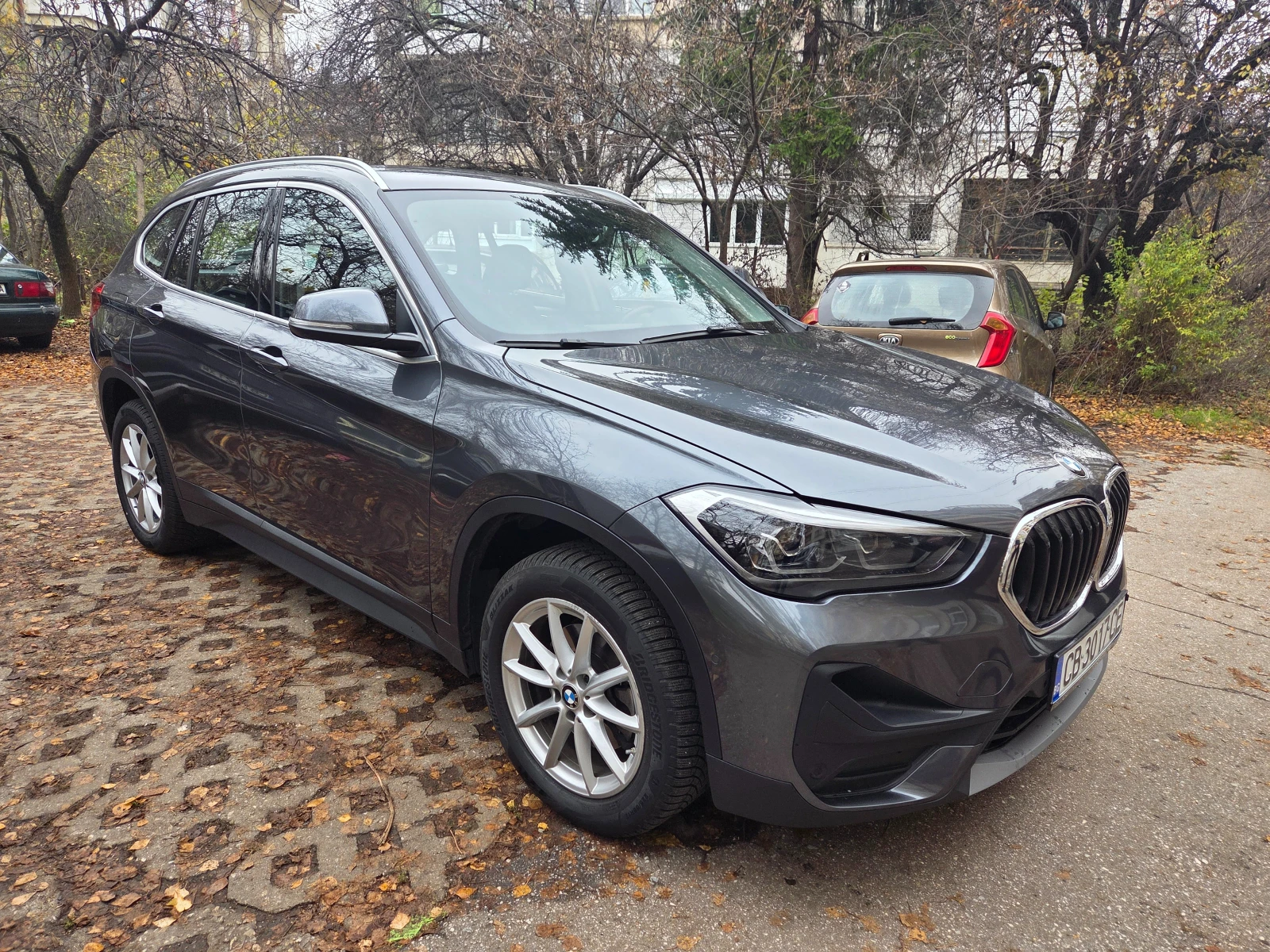 BMW X1 F48 - изображение 4
