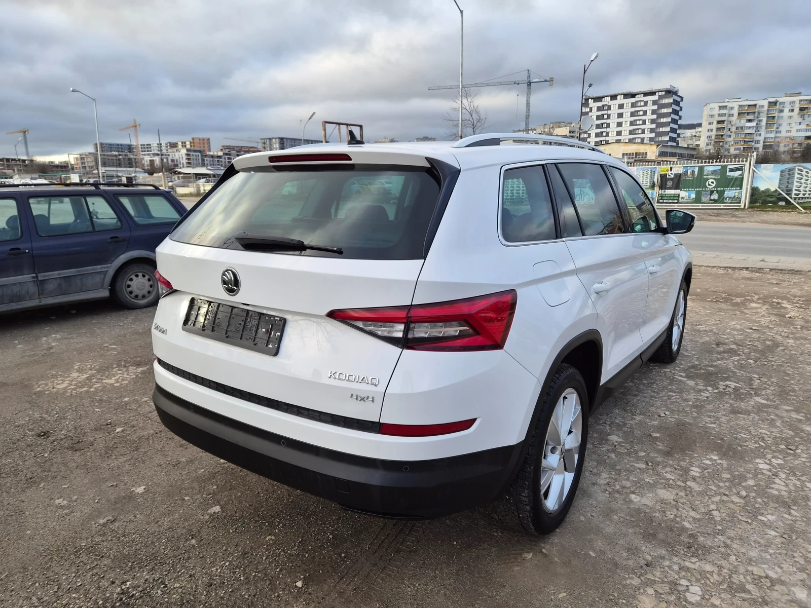 Skoda Kodiaq 2.0tdi 150kc 4x4 , снимка 4 - Автомобили и джипове - 54058005