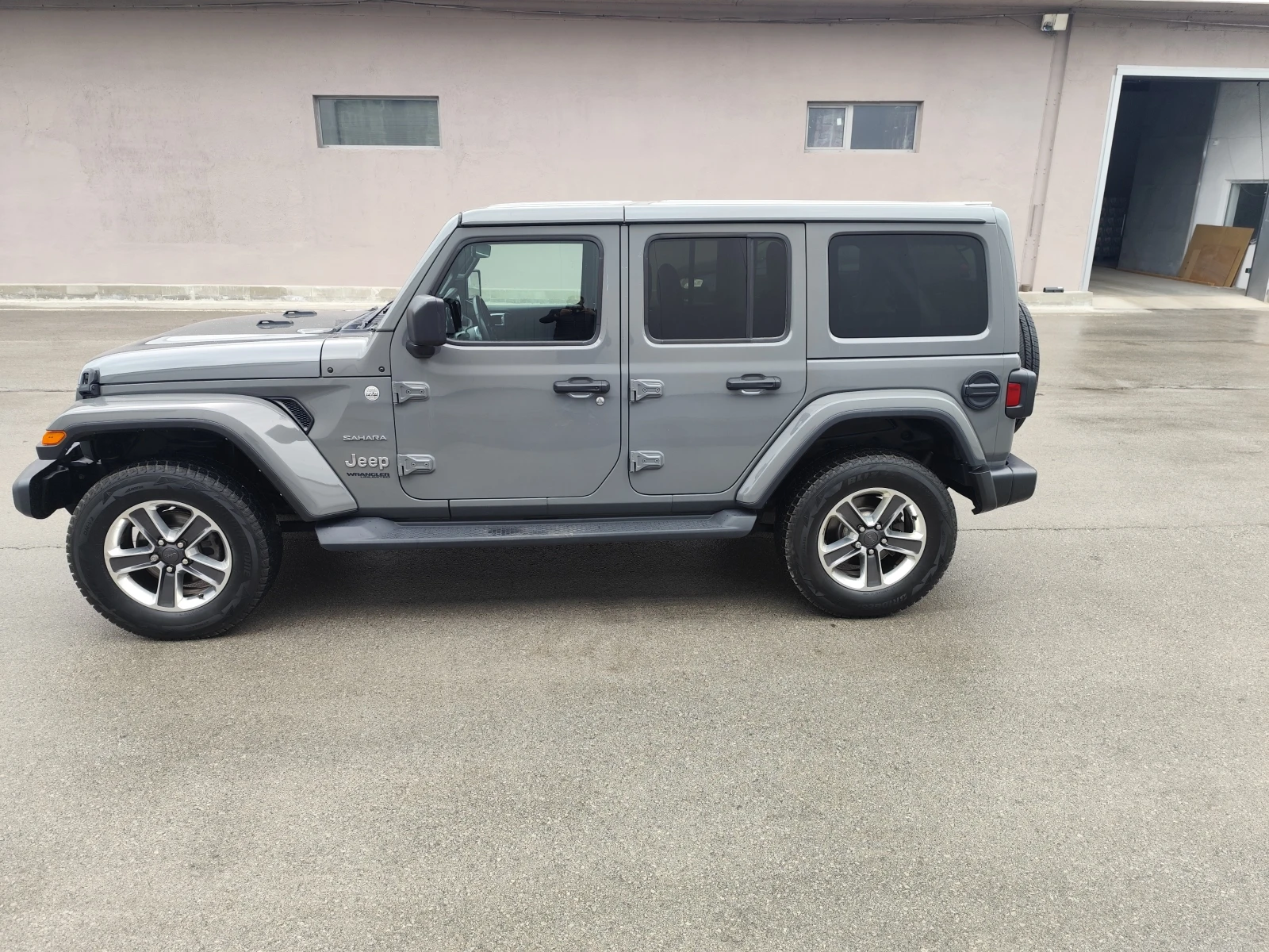 Jeep Wrangler 2.0, снимка 4 - Автомобили и джипове - 54059015