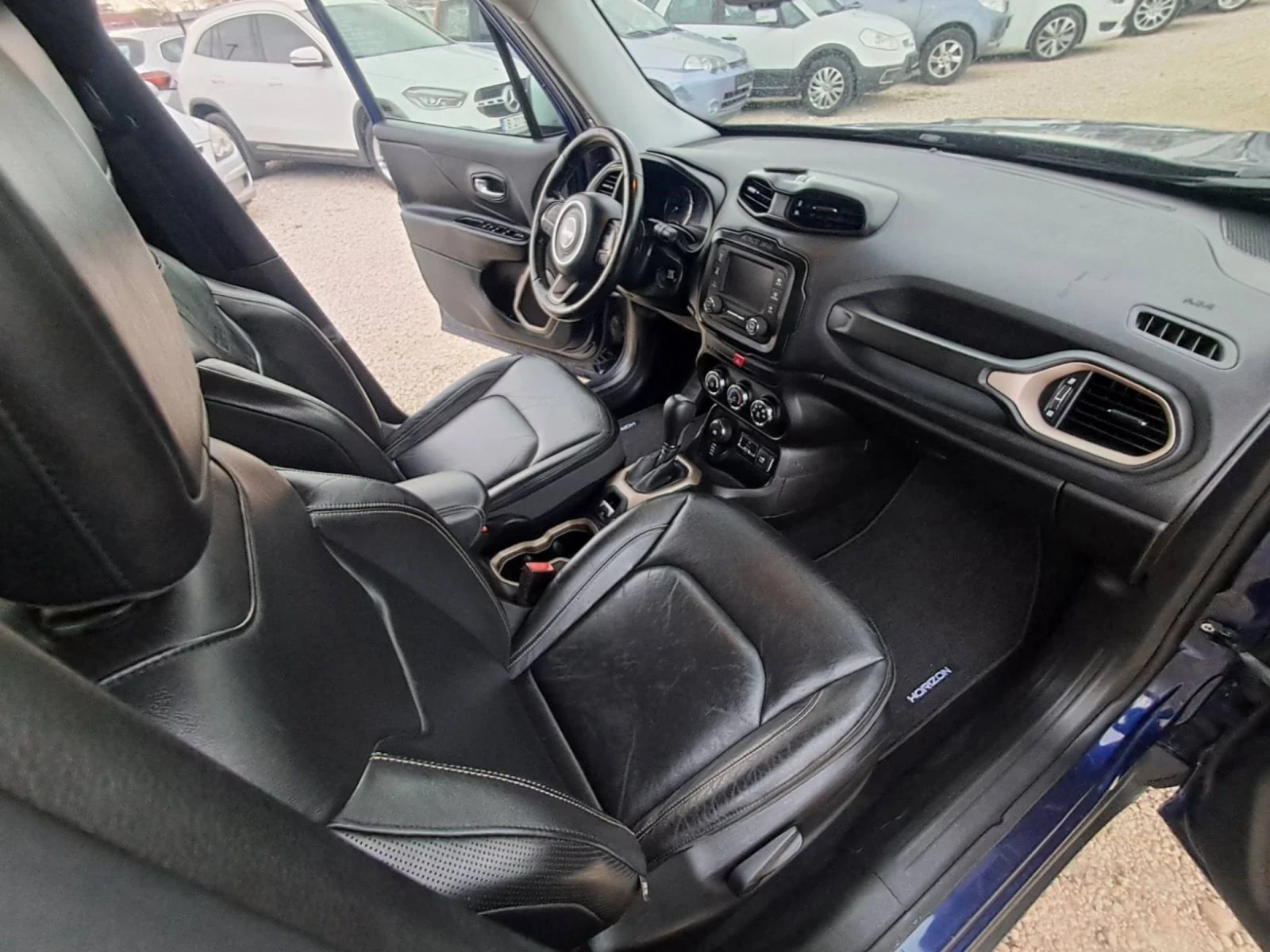 Jeep Renegade 2.4 4х4 АВТОМАТ, снимка 11 - Автомобили и джипове - 54150418