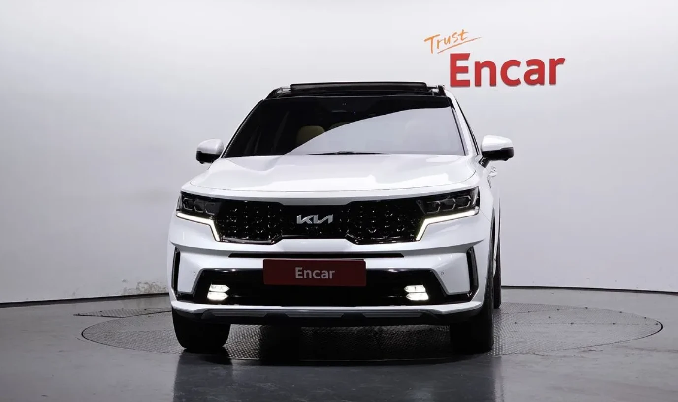 Kia Sorento 2.2 DIESEL AWD / GRAVITY / 360 КАМЕРИ /ОБДУХ/PANO , снимка 2 - Автомобили и джипове - 54720157