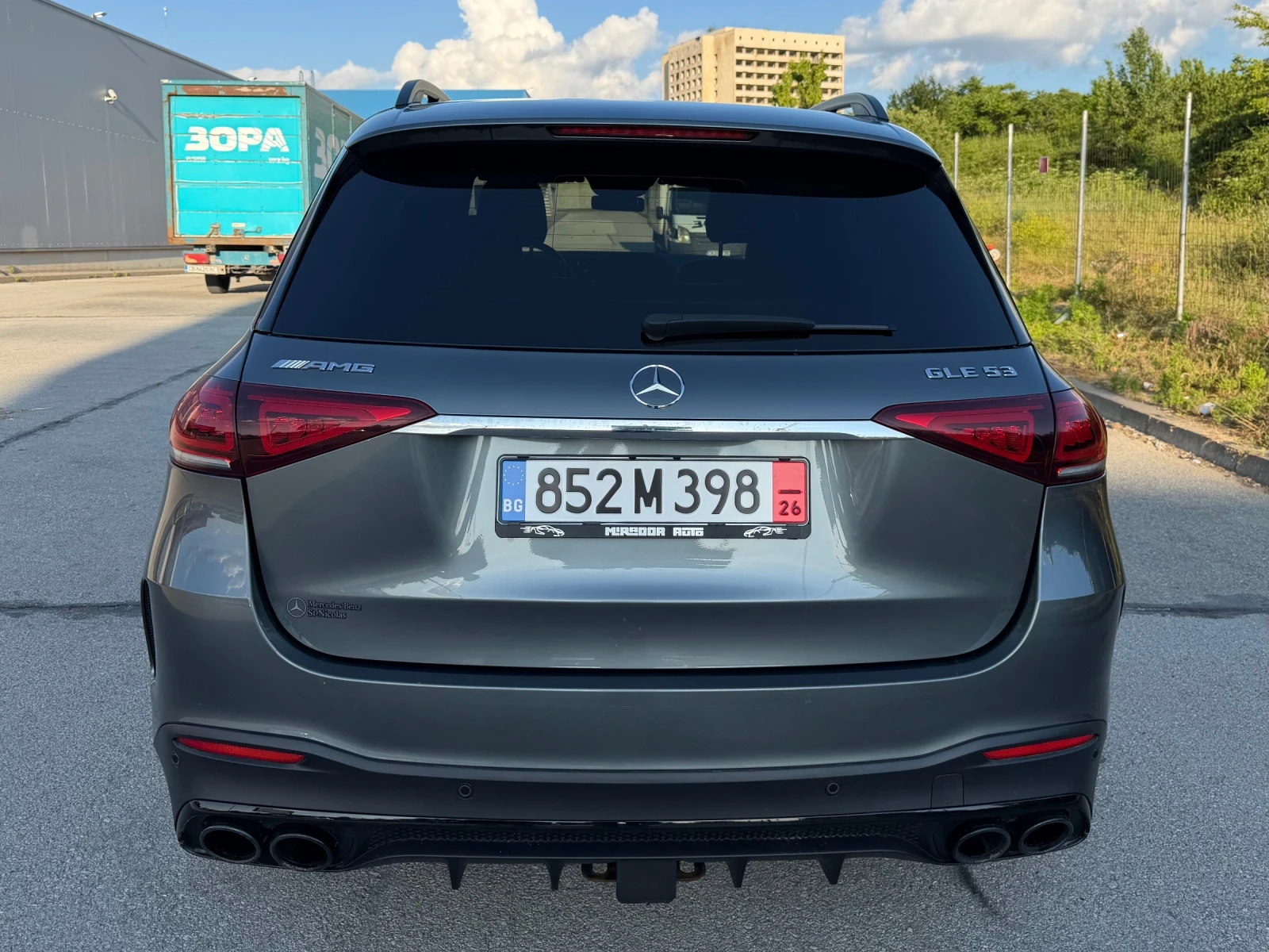 Mercedes-Benz GLE 53 4MATIC Night Package Масаж Обдухване Burmester Distronic, снимка 5 - Автомобили и джипове - 54885148