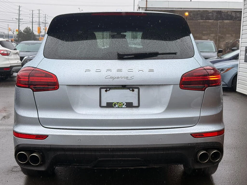 Porsche Cayenne S* PDK* BOSE* ПОДГРЕВ* ОБДУХВАНЕ* КАМЕРА* ПАНОРАМА, снимка 4 - Автомобили и джипове - 54970681