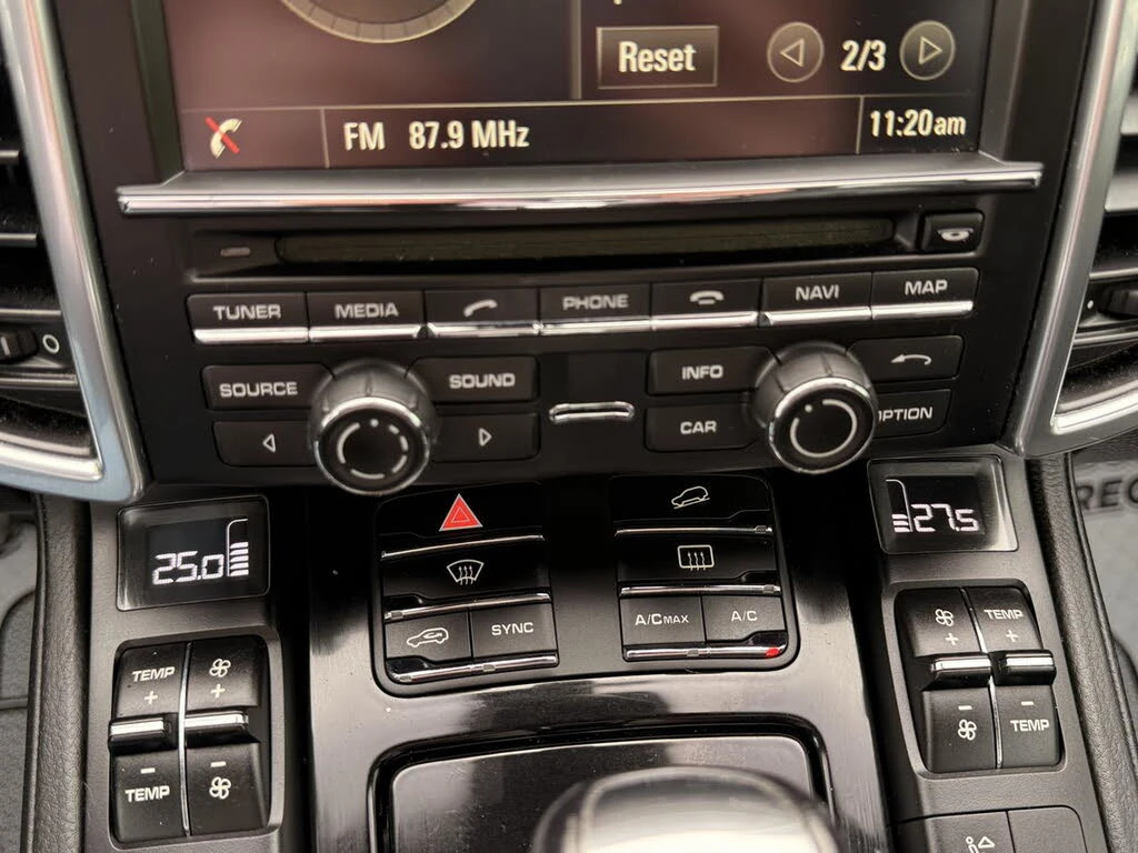 Porsche Cayenne S* PDK* BOSE* ПОДГРЕВ* ОБДУХВАНЕ* КАМЕРА* ПАНОРАМА, снимка 10 - Автомобили и джипове - 54970681