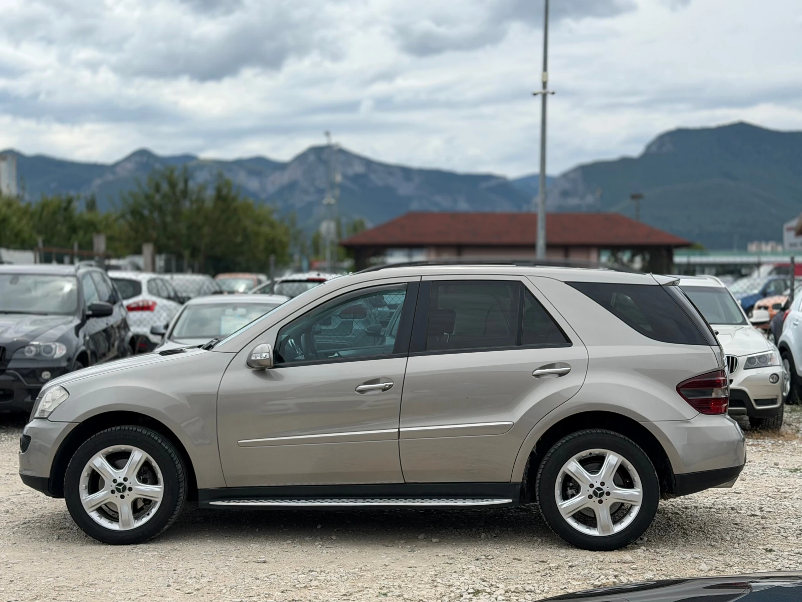 Mercedes-Benz ML 320 3.0 дизел , снимка 8 - Автомобили и джипове - 55415374