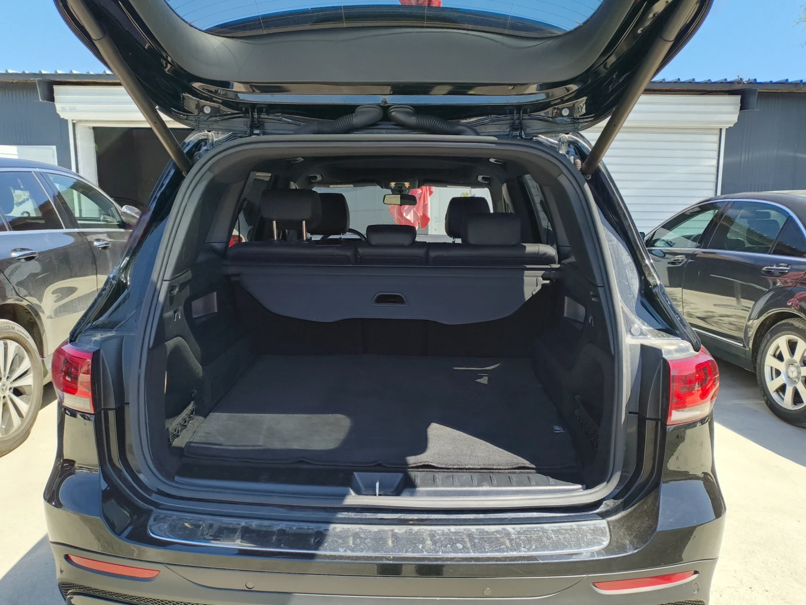 Mercedes-Benz GLB 250 4 matic, снимка 3 - Автомобили и джипове - 55644819