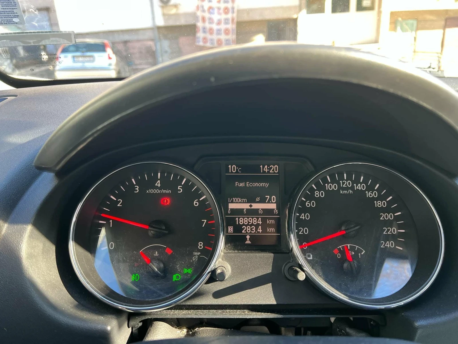 Nissan Qashqai, снимка 7 - Автомобили и джипове - 55742653