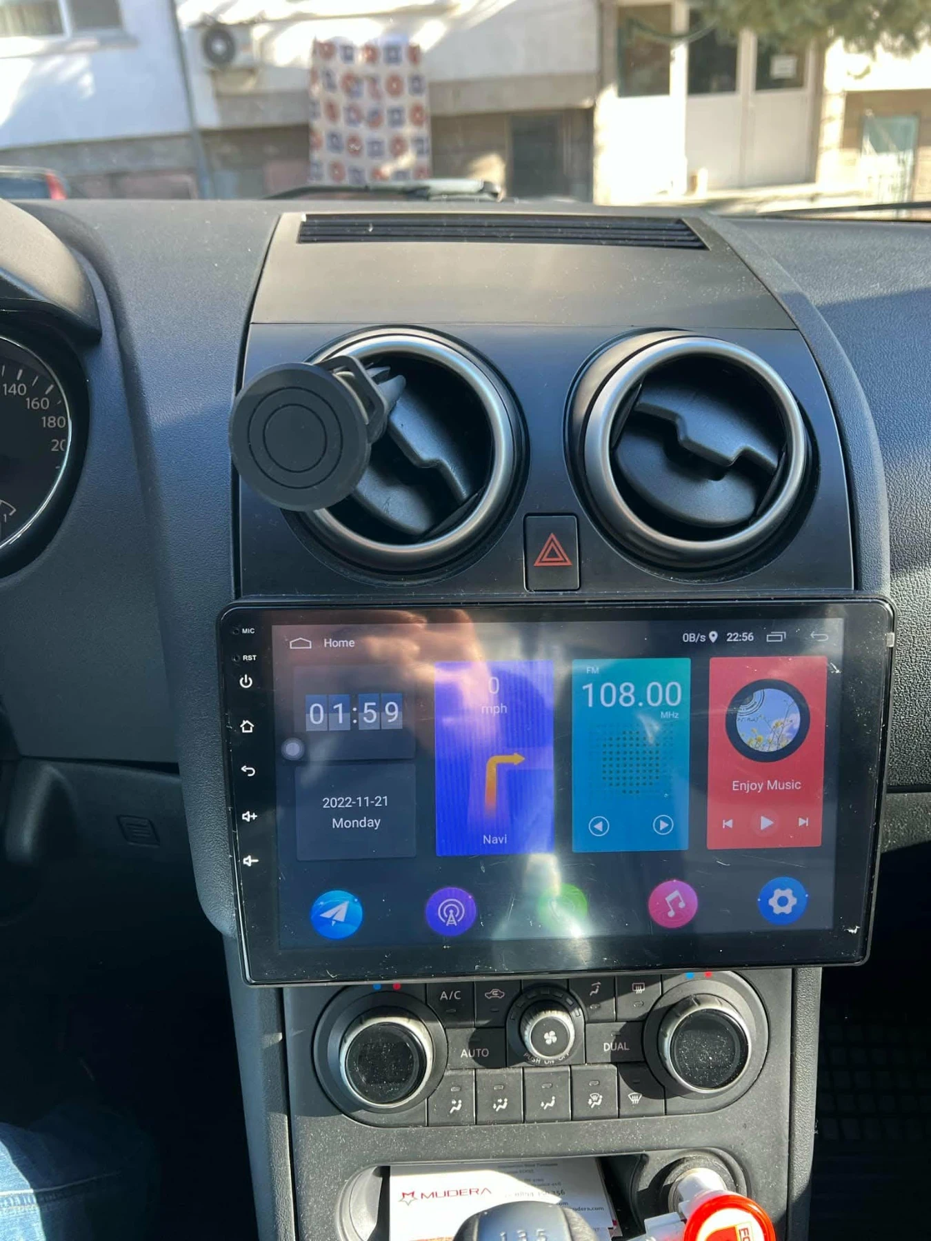 Nissan Qashqai, снимка 6 - Автомобили и джипове - 55742653