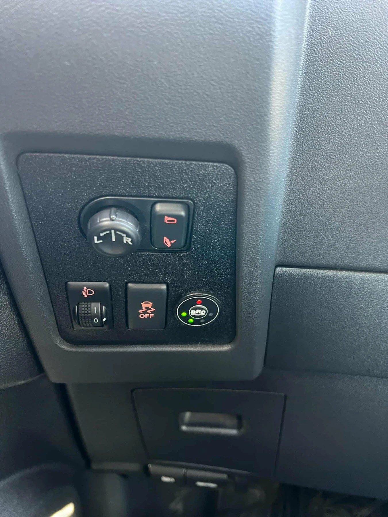 Nissan Qashqai, снимка 5 - Автомобили и джипове - 55742653