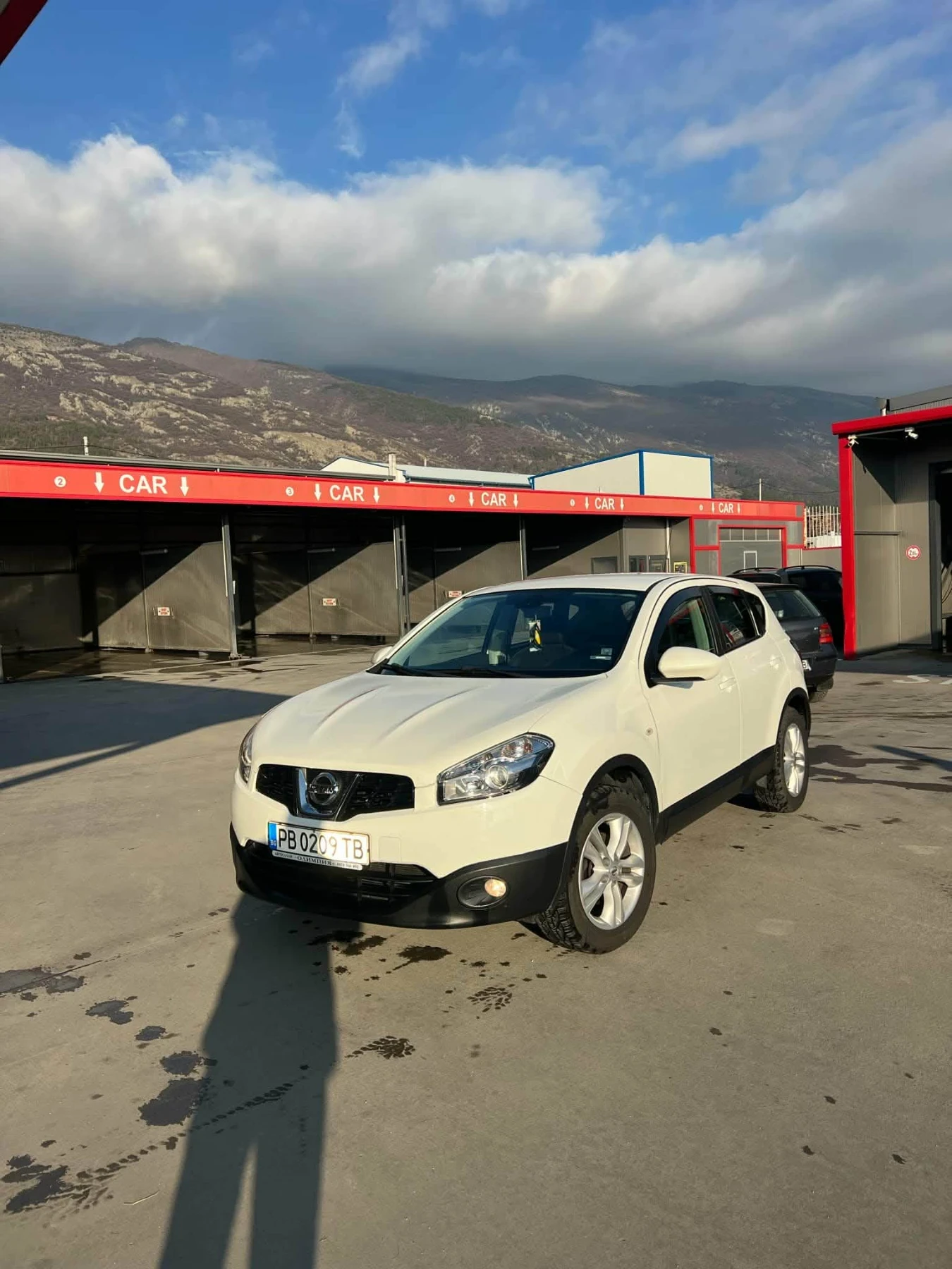 Nissan Qashqai, снимка 2 - Автомобили и джипове - 55742653