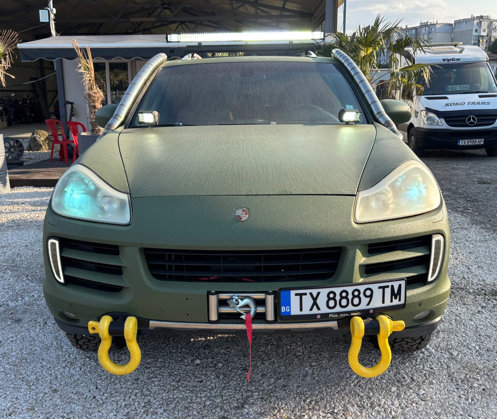 Porsche Cayenne Джип
