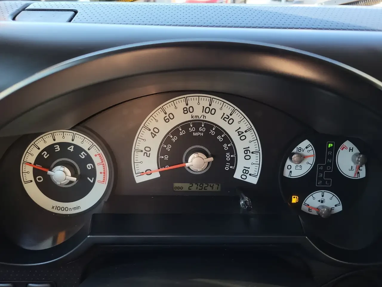 Toyota Fj cruiser 4X4 AUTO REAR LOCKING DIFF UPGRADED AUDIO 4x4 | Mobile.bg � ����������� 12