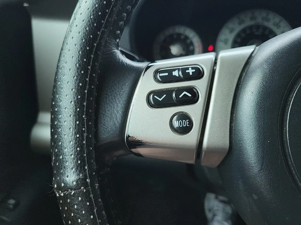 Toyota Fj cruiser 4X4 AUTO REAR LOCKING DIFF UPGRADED AUDIO 4x4 | Mobile.bg � ����������� 10