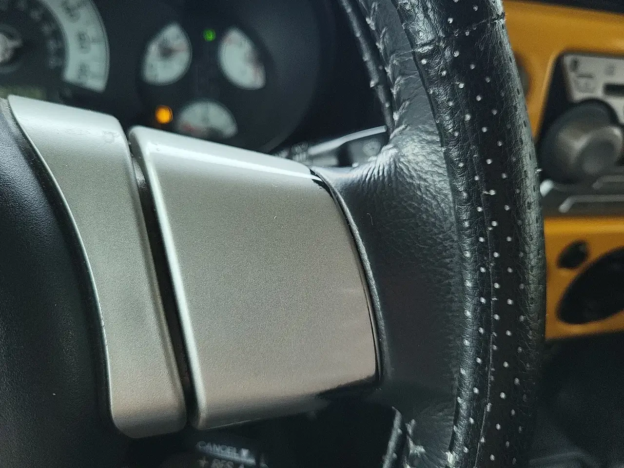 Toyota Fj cruiser 4X4 AUTO REAR LOCKING DIFF UPGRADED AUDIO 4x4 | Mobile.bg � ����������� 11