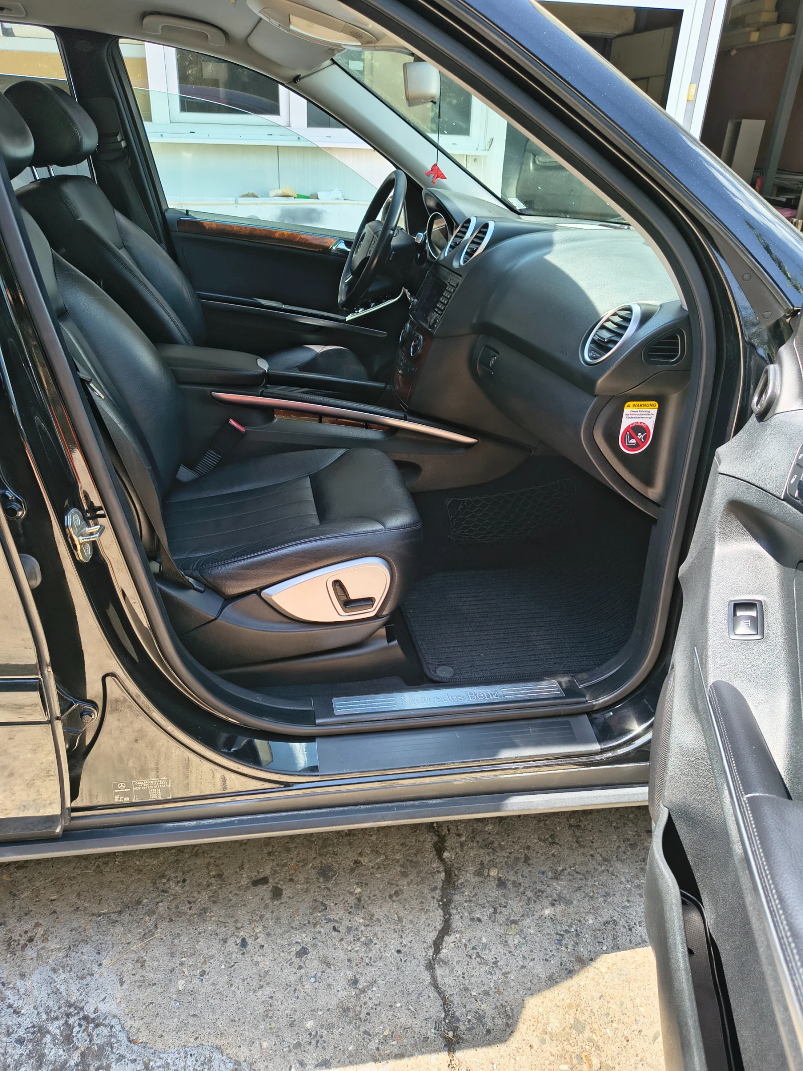 Mercedes-Benz ML 280, снимка 9 - Автомобили и джипове - 56011139