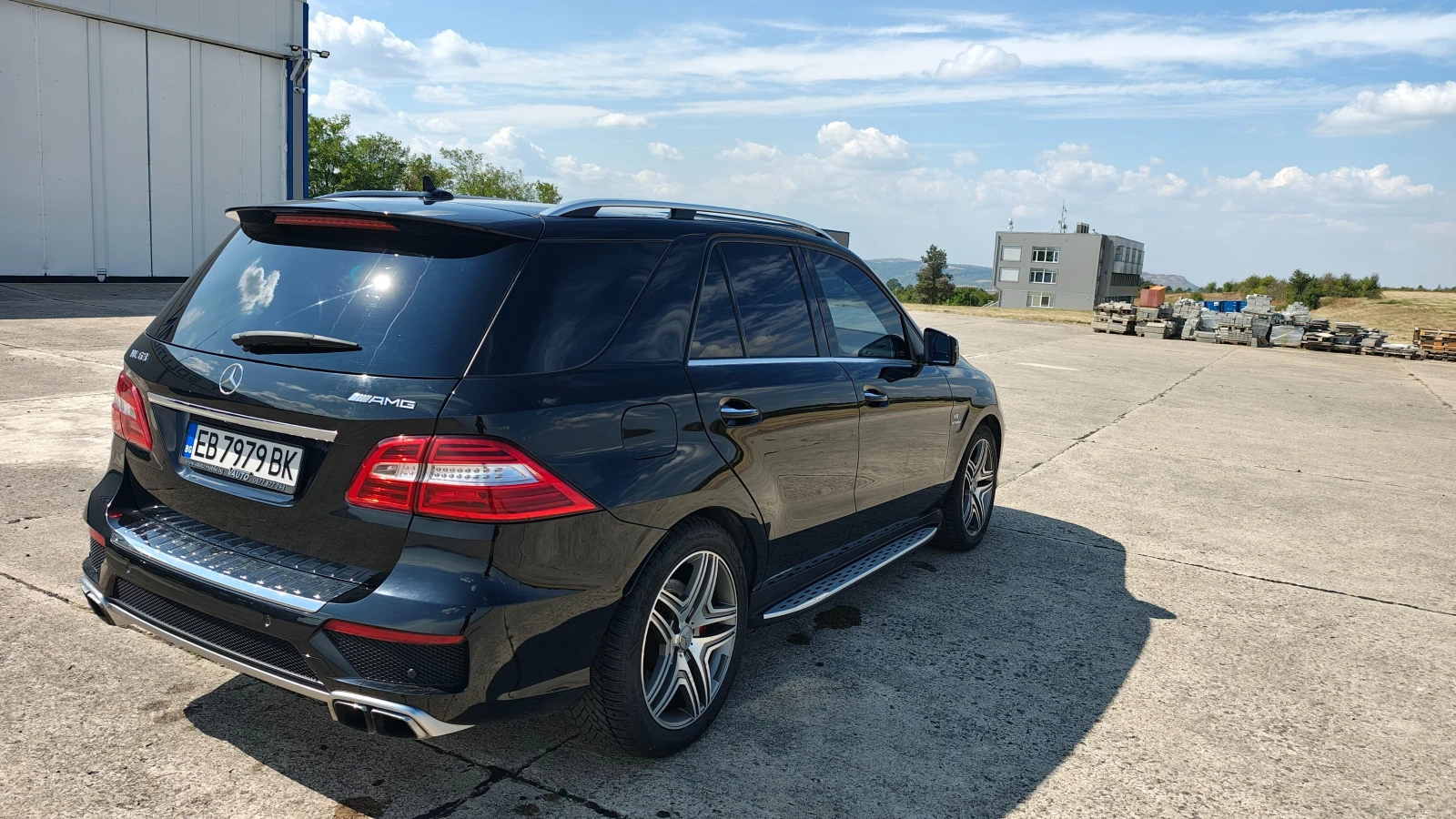 Mercedes-Benz ML 63 AMG, снимка 5 - Автомобили и джипове - 56165583