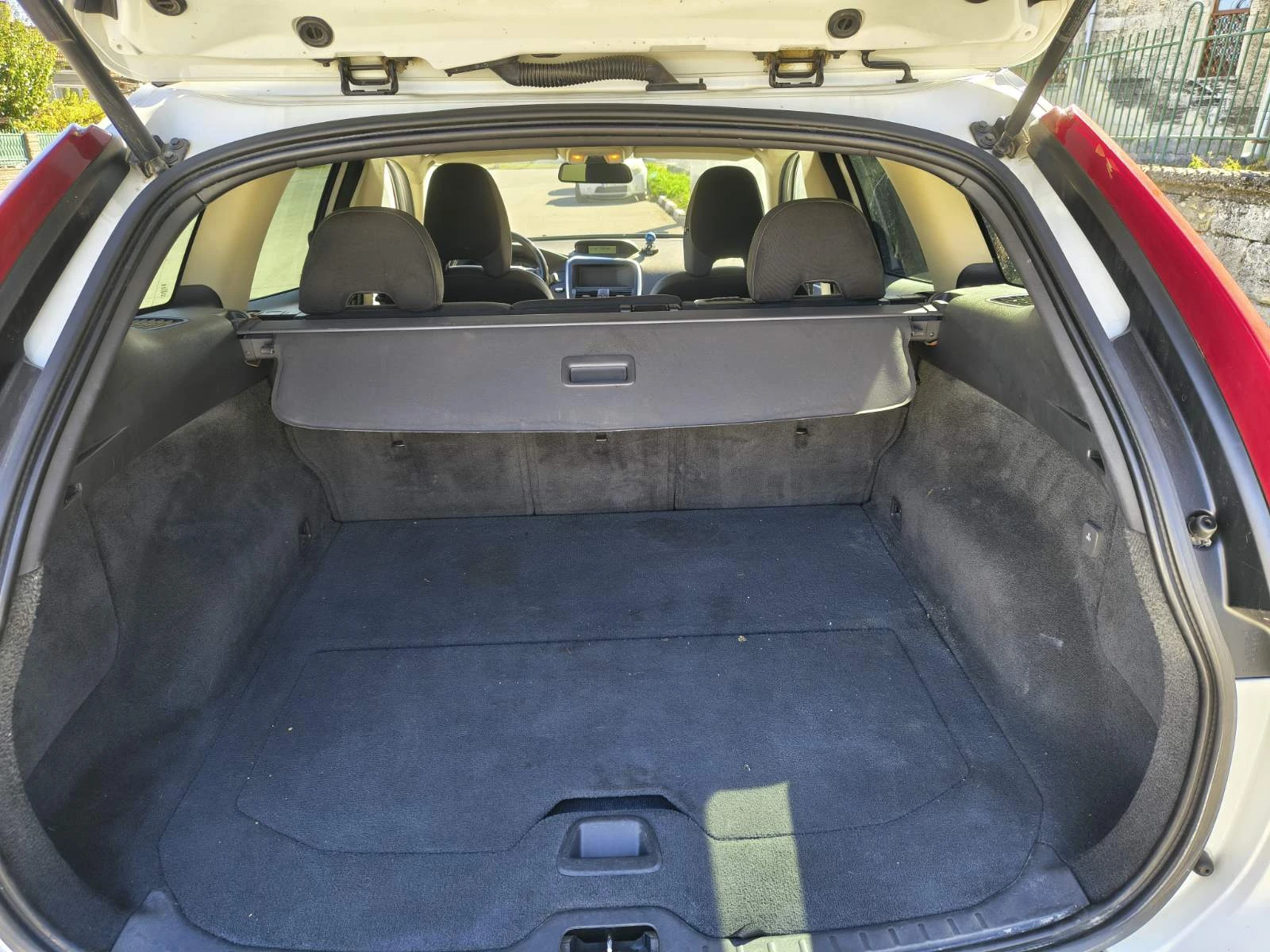 Volvo XC60, снимка 10 - Автомобили и джипове - 56700093