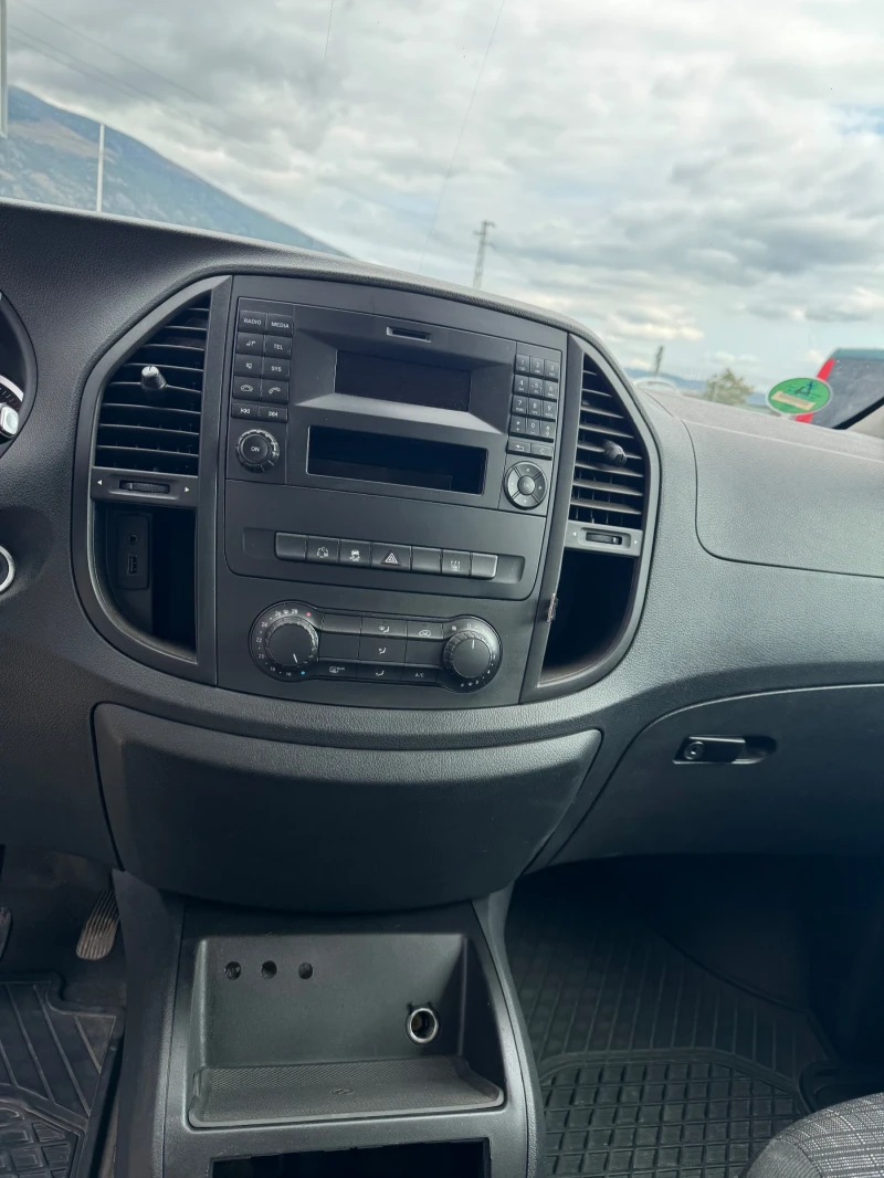 Mercedes-Benz Vito, снимка 12 - Бусове и автобуси - 51840127