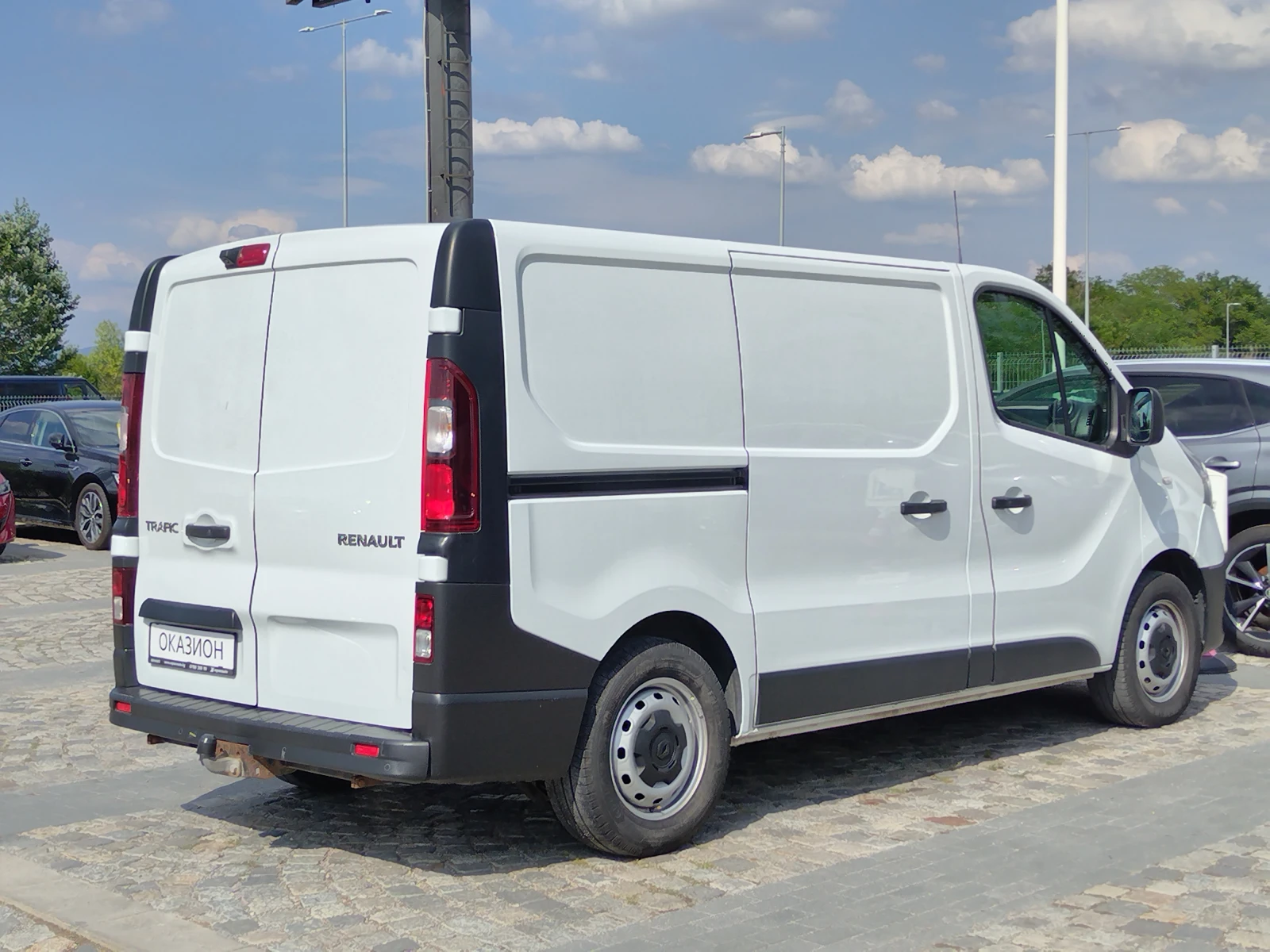 Renault Trafic 2.0dCi/145к.с/ L1H1 - изображение 5