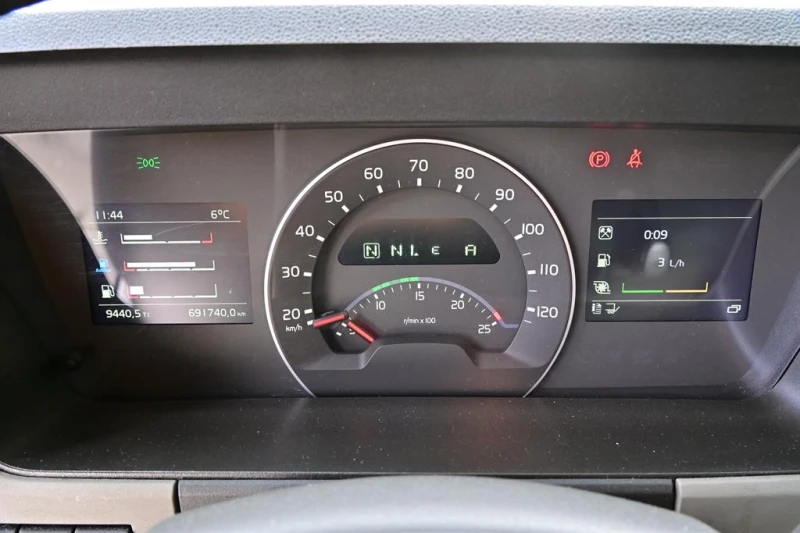 Volvo Fm 410, снимка 14 - Камиони - 53171459