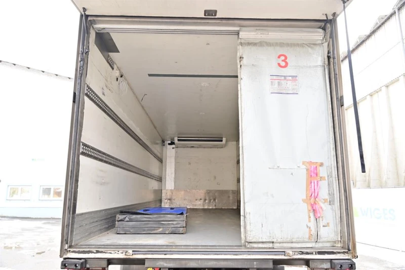 Volvo Fm 410, снимка 8 - Камиони - 53171459