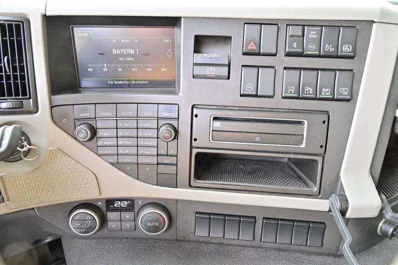 Volvo Fm 410, снимка 15 - Камиони - 53171459