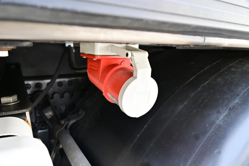 Volvo Fm 410, снимка 10 - Камиони - 53171459