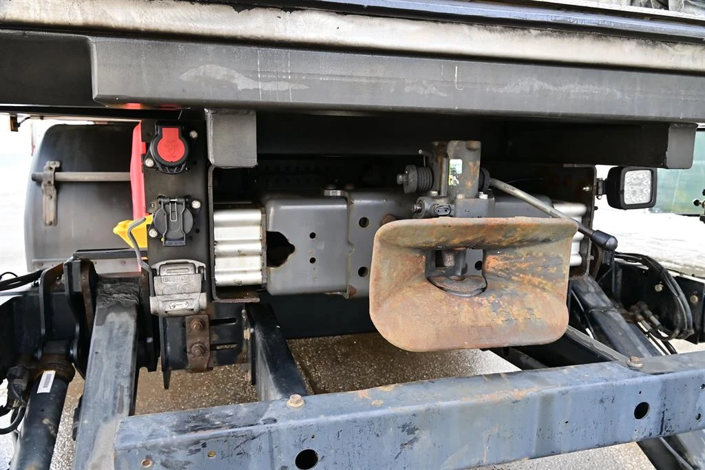 Volvo Fm 410 - изображение 9