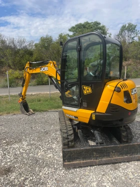      JCB 8026CTS