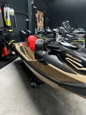 Джет Bombardier Sea Doo Rxt 325 2025 Tech Package , снимка 4 - Воден транспорт - 49106218