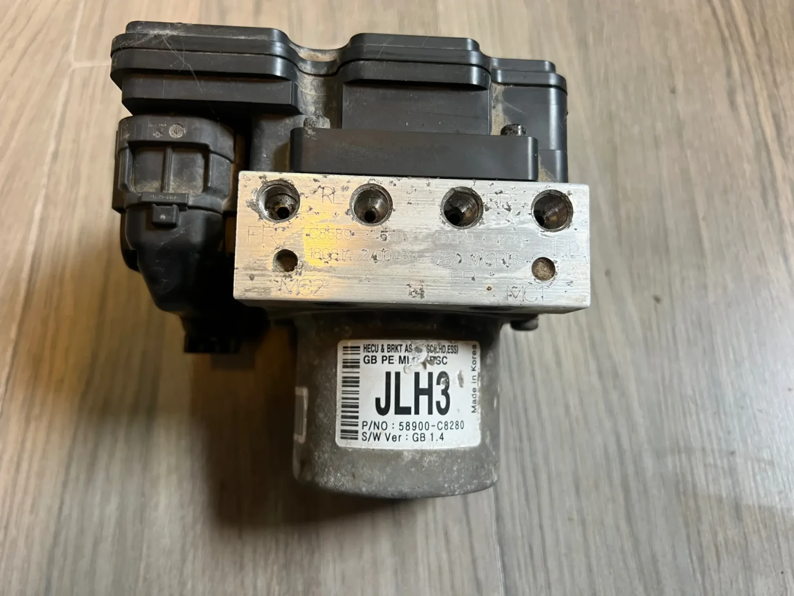 58920-C8280 C8589-24550 ABS ����� HYUNDAI I20 2017  58900-C8280 | Mobile.bg � ����������� 1