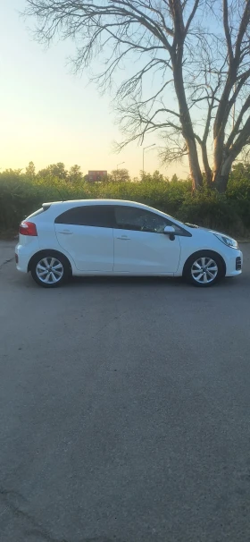 Kia Rio | Mobile.bg    16