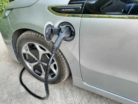 Opel Ampera Plug-in hybrid | Mobile.bg    17
