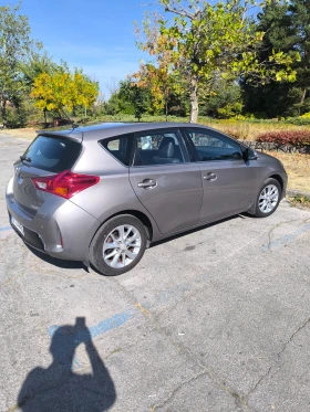 Toyota Auris undefined | Auto.bg — изображение 10