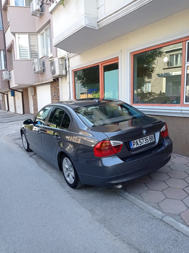 BMW 320 E 90, снимка 16 - Автомобили и джипове - 47002241