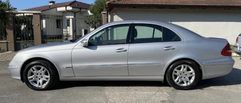 Mercedes-Benz E 320 3.2CDI РЕДОВИ, снимка 7 - Автомобили и джипове - 47460177