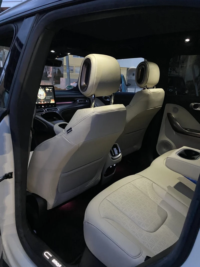 Smart Smart #1 PULSE, снимка 11 - Автомобили и джипове - 51103158