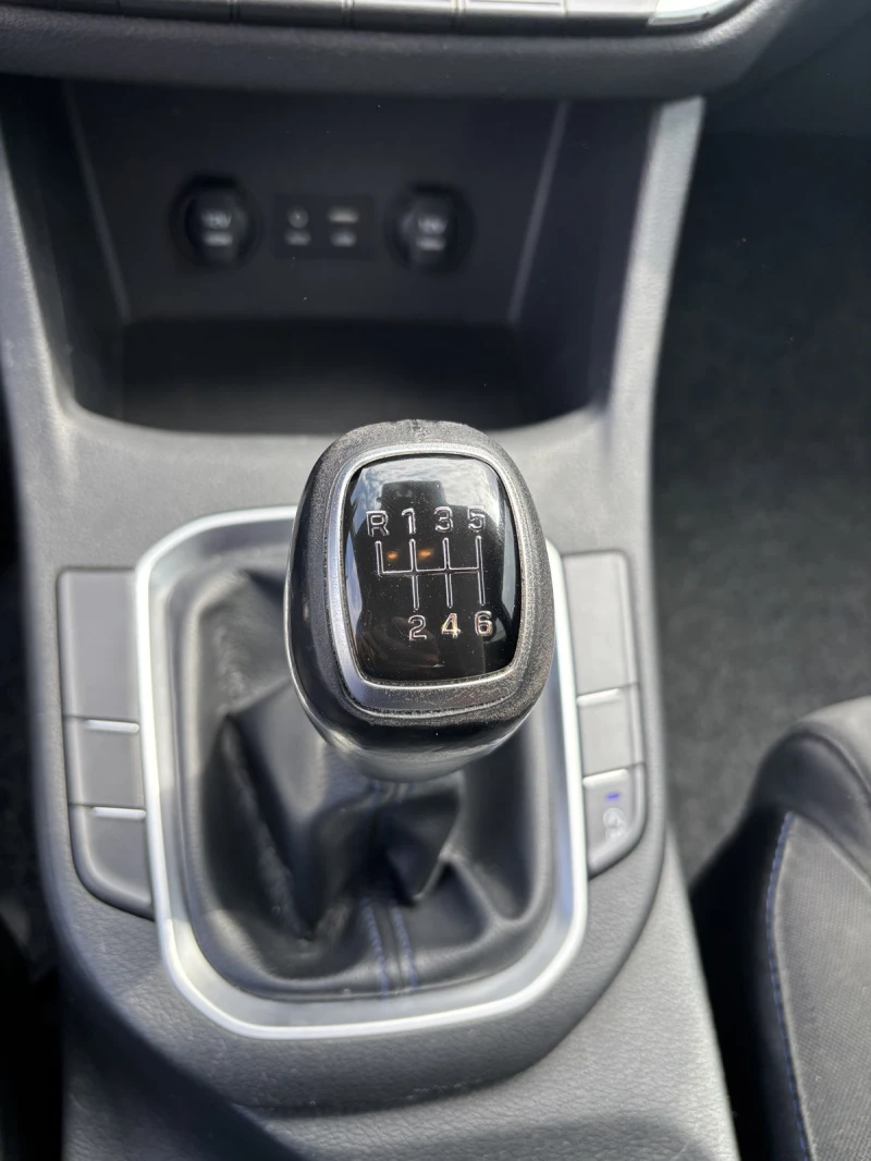 Hyundai I30 1.6, снимка 7 - Автомобили и джипове - 51487052