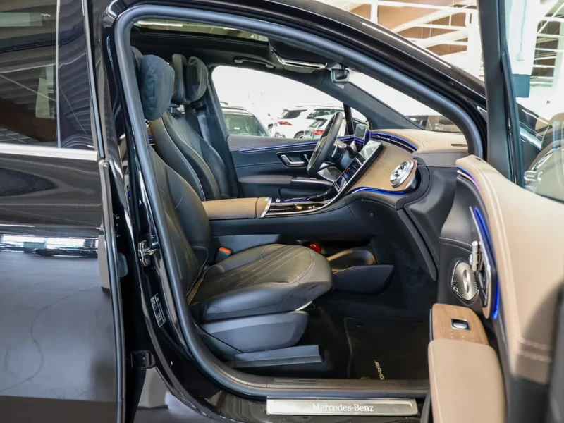 Mercedes-Benz EQS 450+ /360HP/AMG/SUV/PANO/HUD/DISTRONIC/735v, снимка 9 - Автомобили и джипове - 52054639