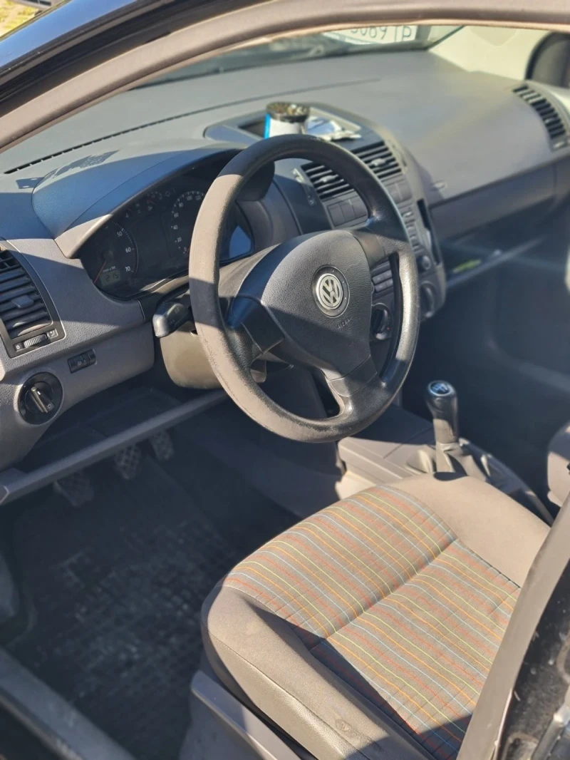 VW Polo, снимка 7 - Автомобили и джипове - 52450225
