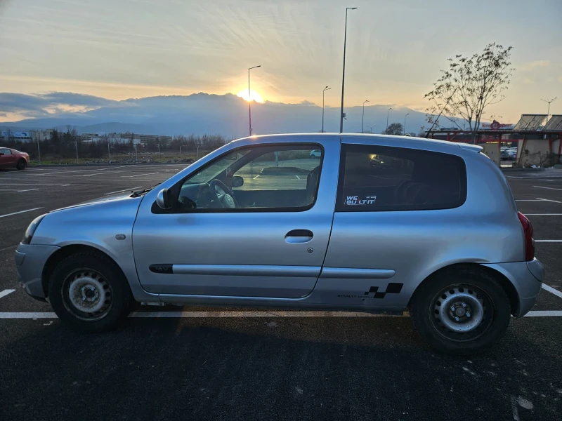 Renault Clio, снимка 5 - Автомобили и джипове - 52956500