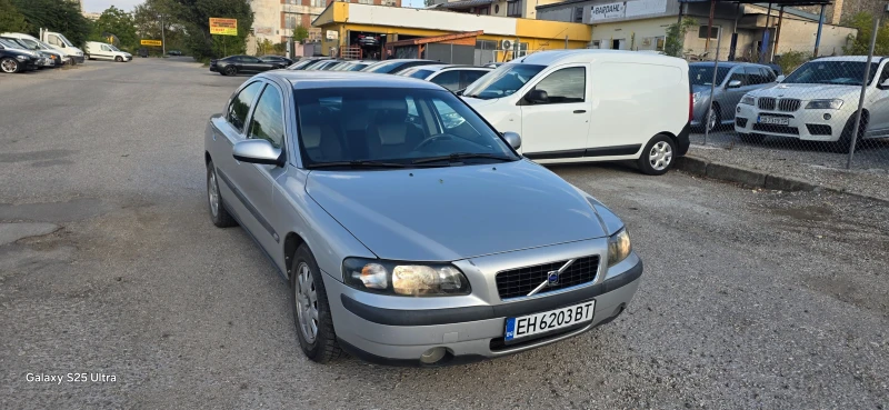Volvo S60 2.4i - 3500 лв. / 1789.52 € - 53452520 1
