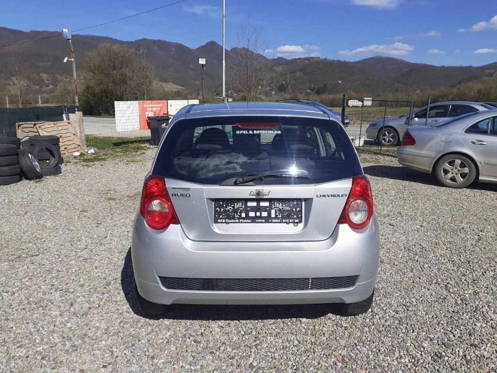 Chevrolet Aveo 1.2i klimatik  - изображение 6