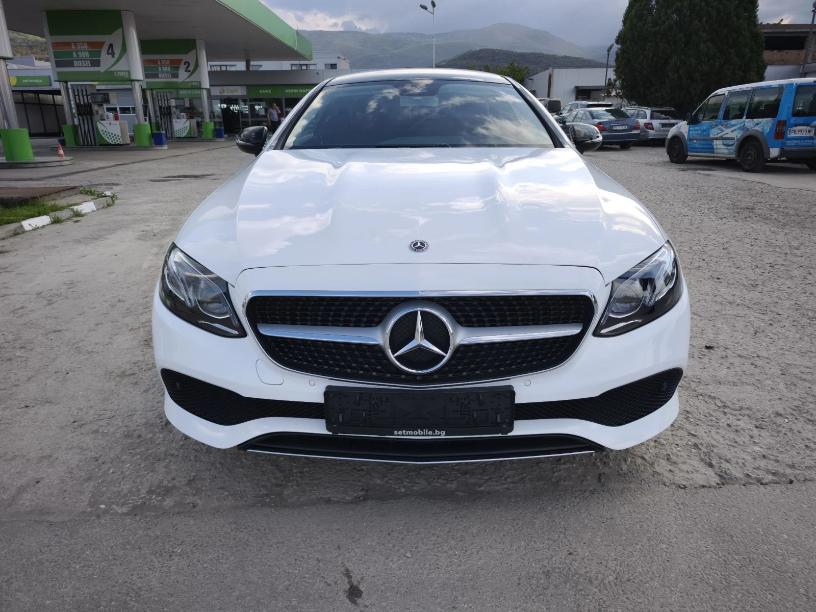 Mercedes-Benz E 220 SPORT FACE NEW !!! - изображение 2