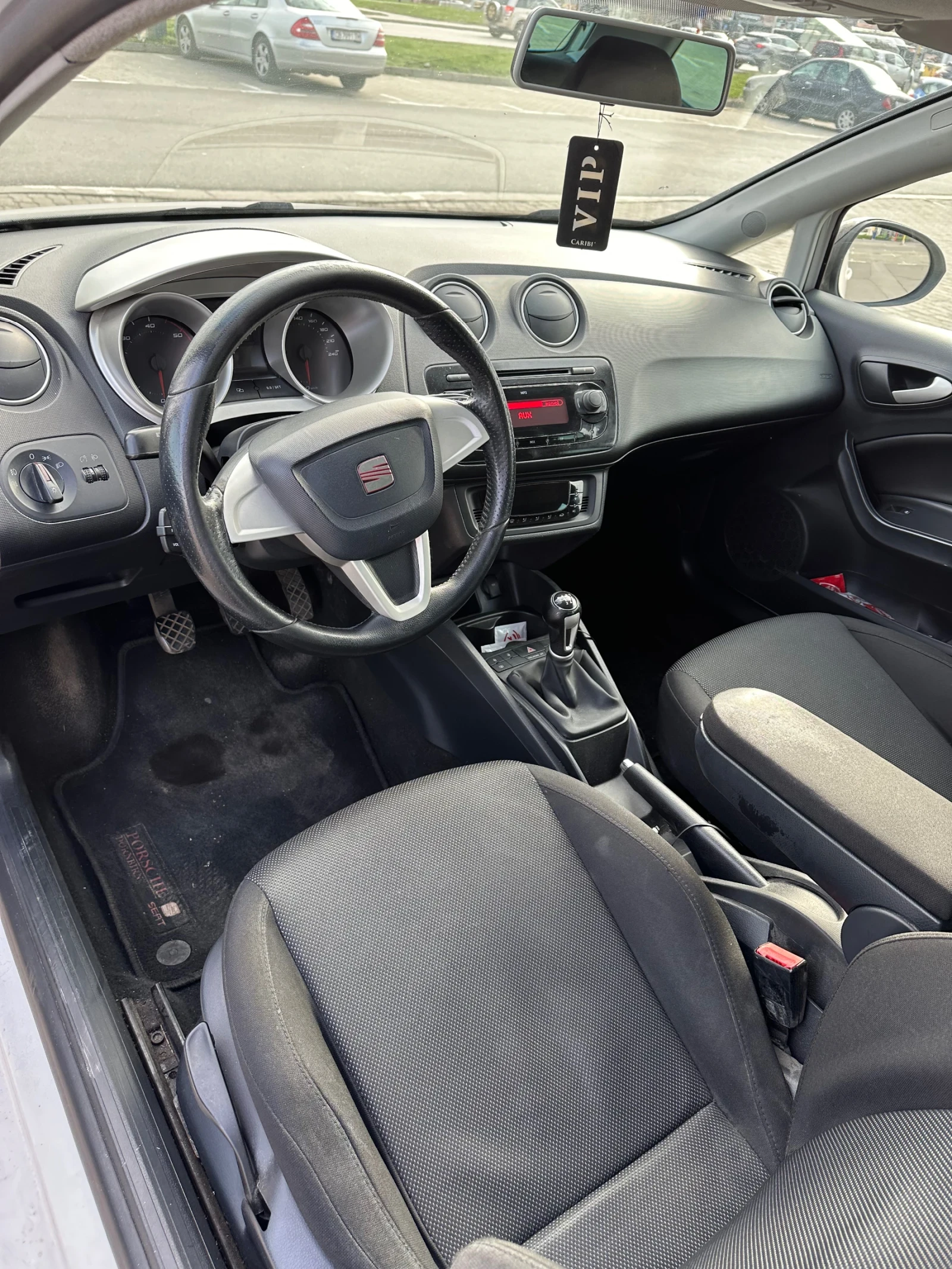 Seat Ibiza 1.6TDI - изображение 5