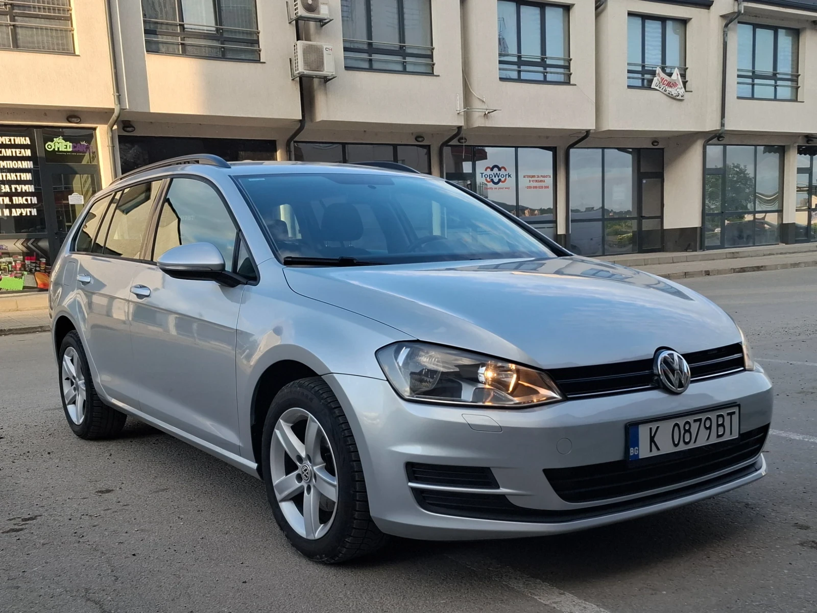 VW Golf 1.6 TDI-105к.с - изображение 2
