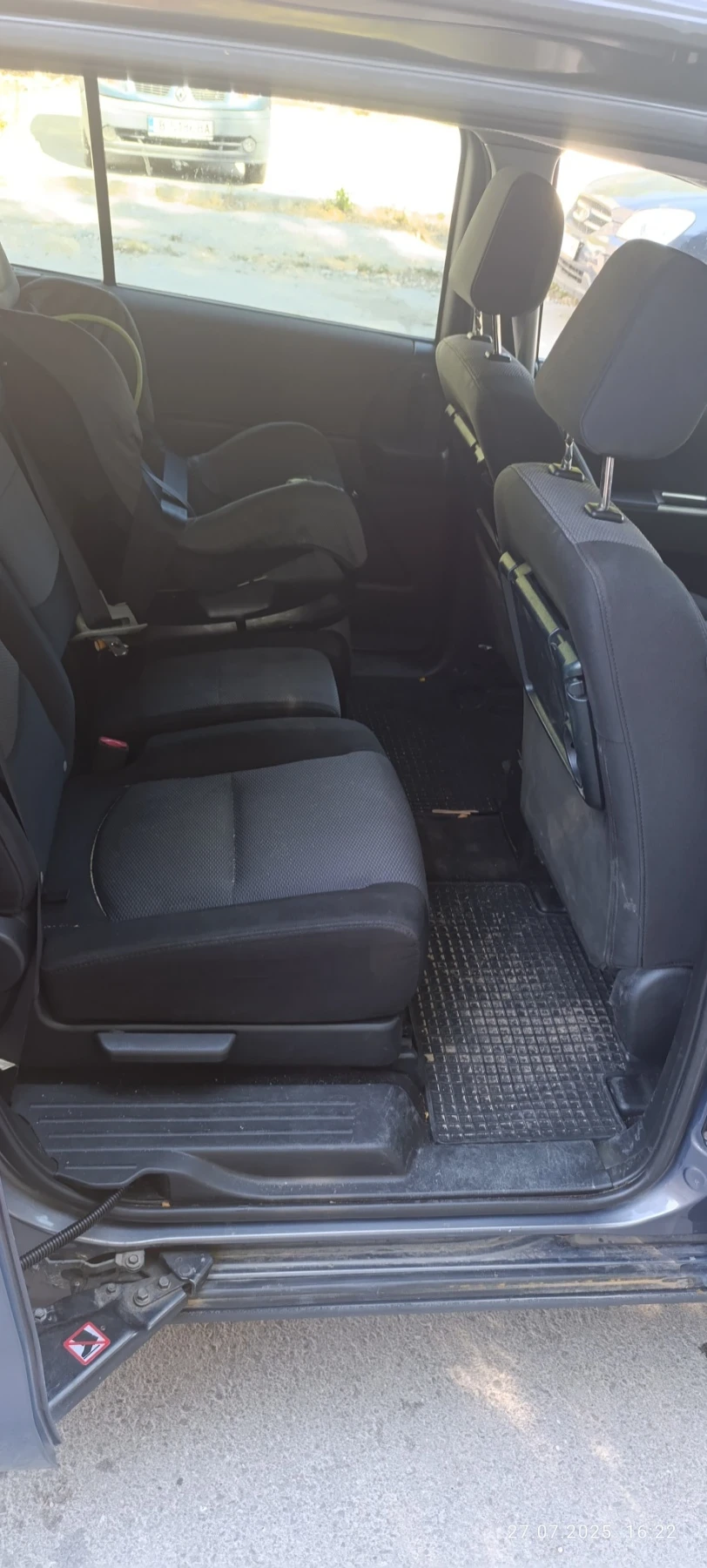 Mazda 5  - изображение 9