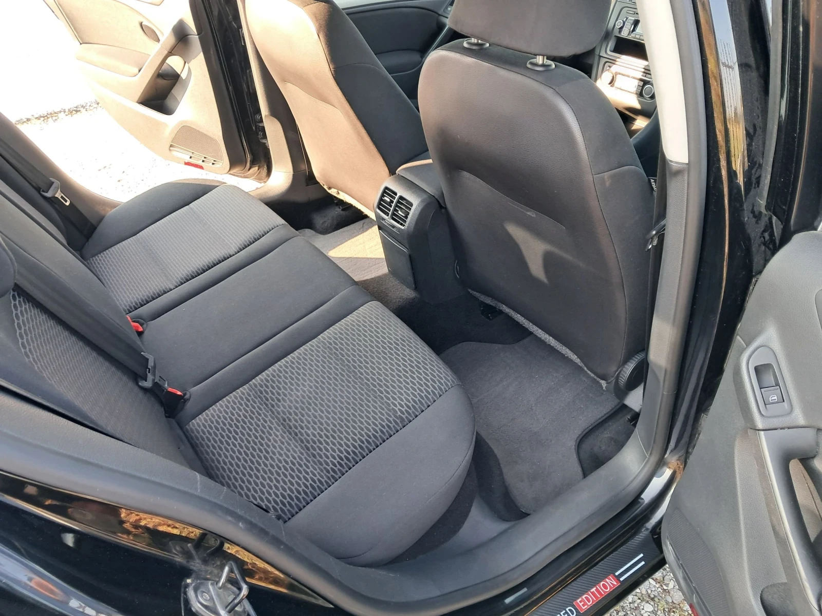 VW Golf 1.4i 80kc | Mobile.bg � ����������� 12