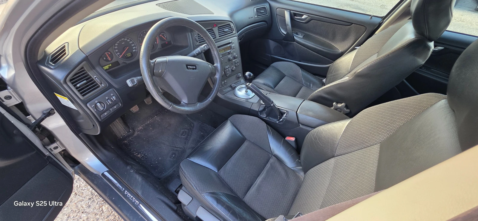 Volvo S60 2.4i - изображение 9