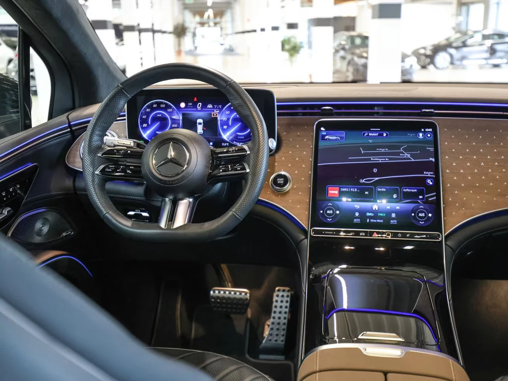 Mercedes-Benz EQS 450+ /360HP/AMG/SUV/PANO/HUD/DISTRONIC/735v - изображение 6